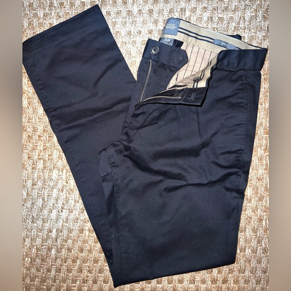 GAP Men's Black Dress Chinos